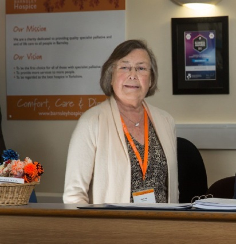 Main image for Hospice’s welcoming face retires