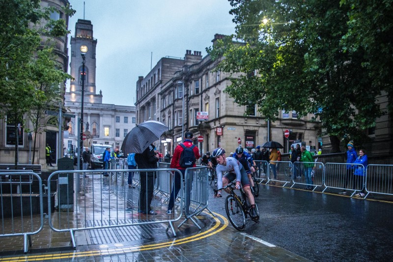 Main image for Barnsley town centre races to return