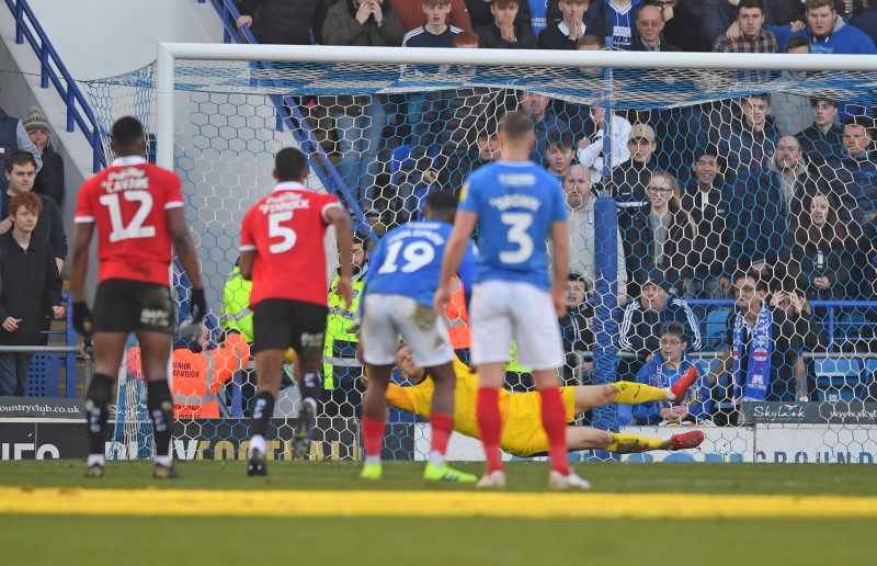 Main image for Stendel satisfied with point and praises Davies 