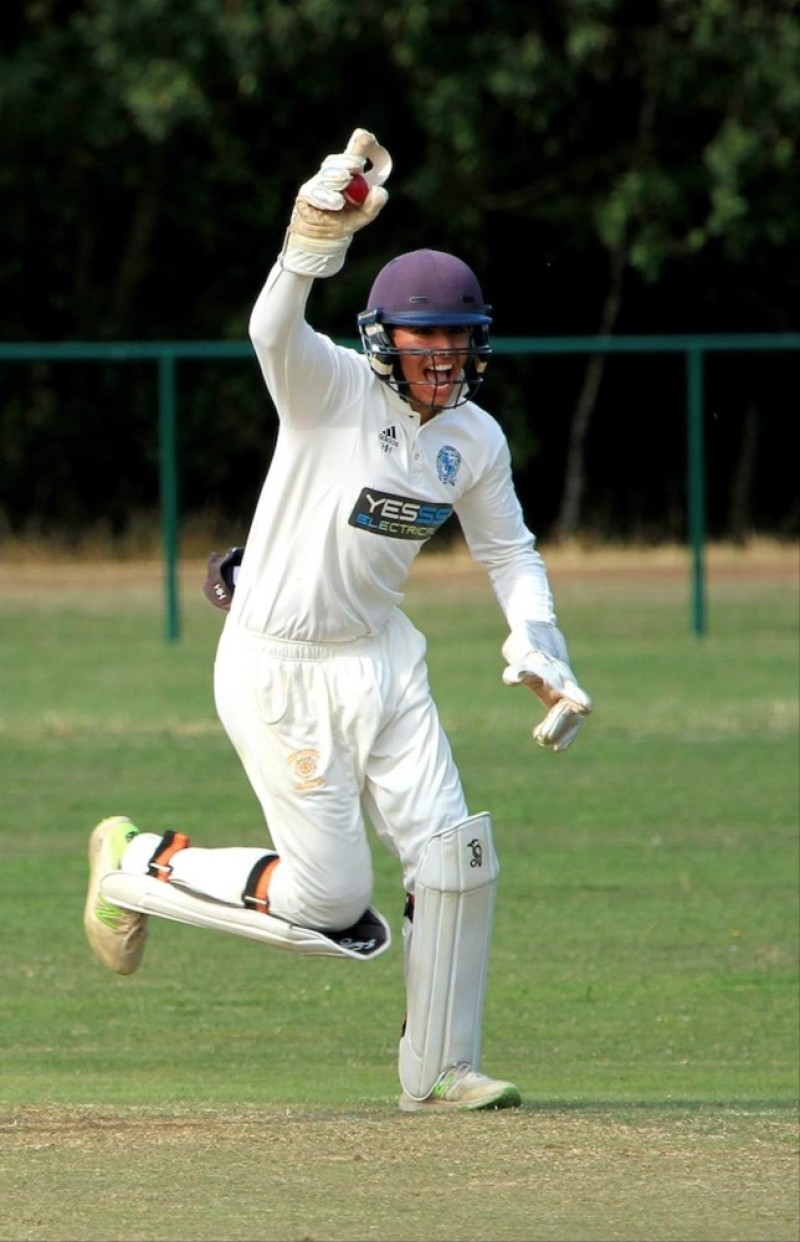 Main image for Cricketer loses leukaemia battle