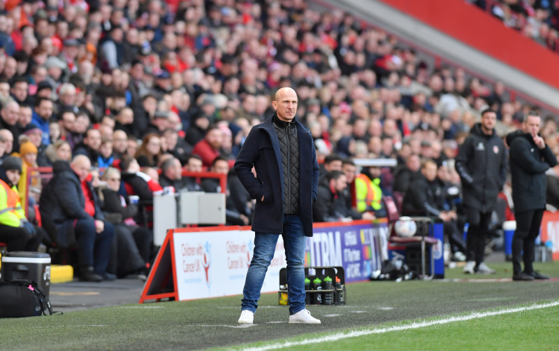 Main image for 'Not good enough for the Championship' Struber slams set piece defending