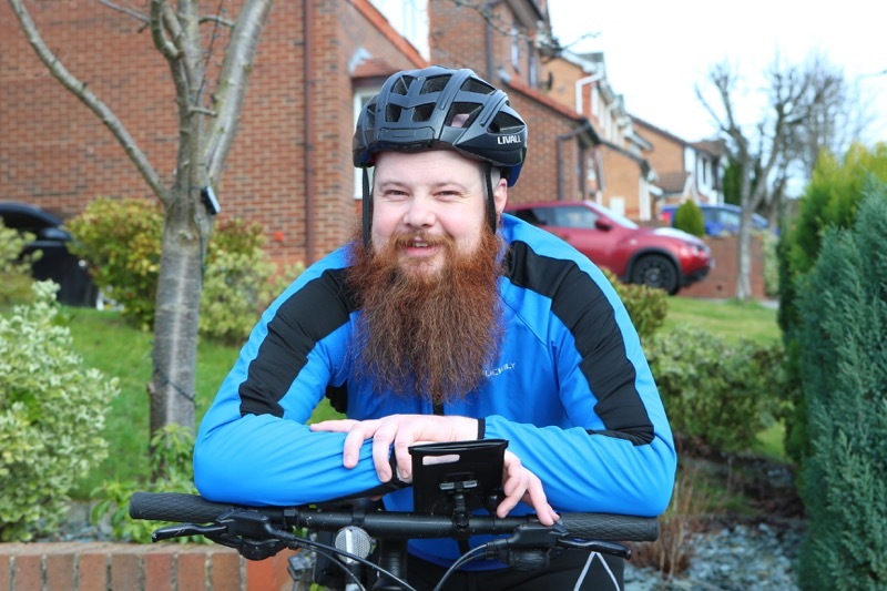 Main image for Dad raises money for hospital staff