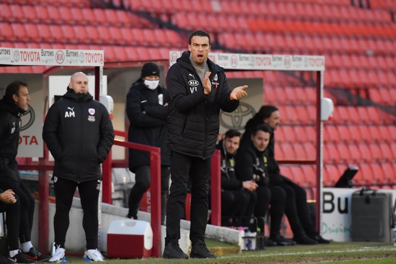 Main image for Ismael reflects on 'big refereeing mistakes', but focus is on tough Derby clash