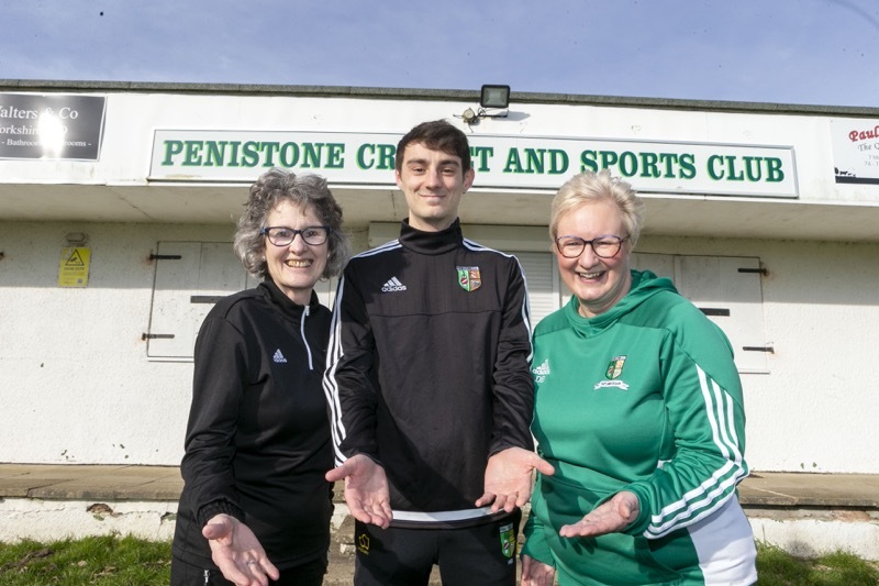 Peistone cricket appeal: Karen Reid, Harry Burton and Michaela Burton don’t need an umpire to appeal for cash to build a new clubhouse. Picture Shaun Colborn PD091859