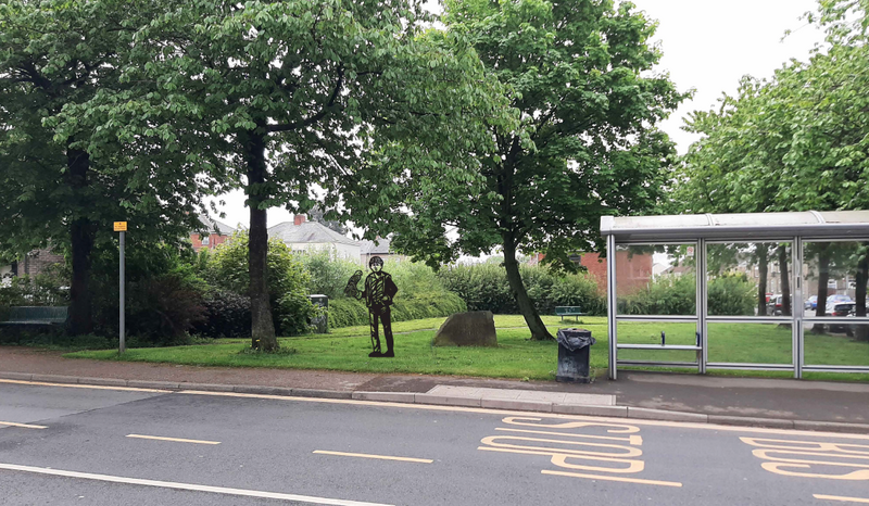 KES SALUTE: Author Barry Hines’ daughter and granddaughter Sally and Eve Hines unveil the tribute statue now on display at Hoyland library.  Picture: Wes Hobson.  PD090994.