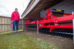 NEW GEAR: Barry Rose groundsman at Wombwell Town FC. Picture Shaun Colborn PD092868