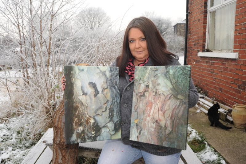 Main image for Druidry woman sees faces in snap