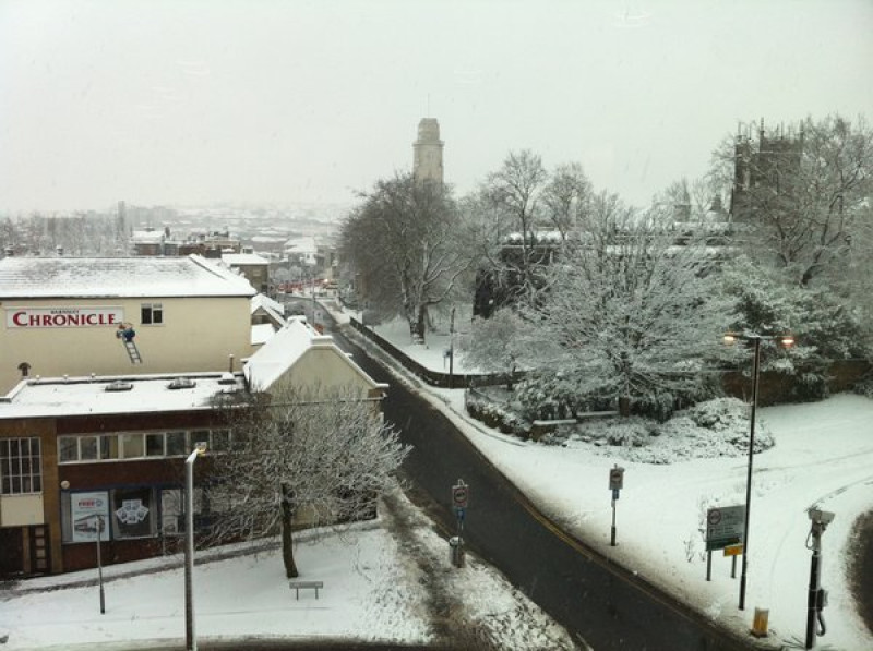 Main image for Readers capture snowy scenes