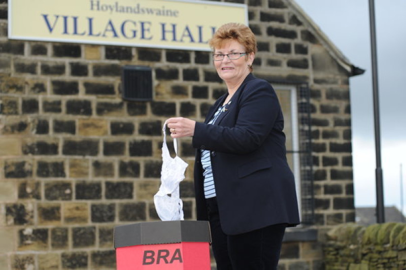 Main image for MU bra amnesty seeking 'support'