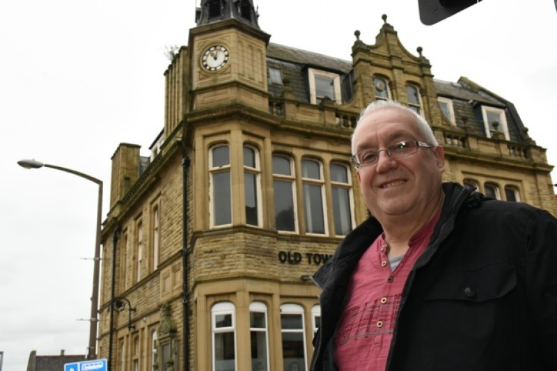 Main image for Wombwell clock is ticking again