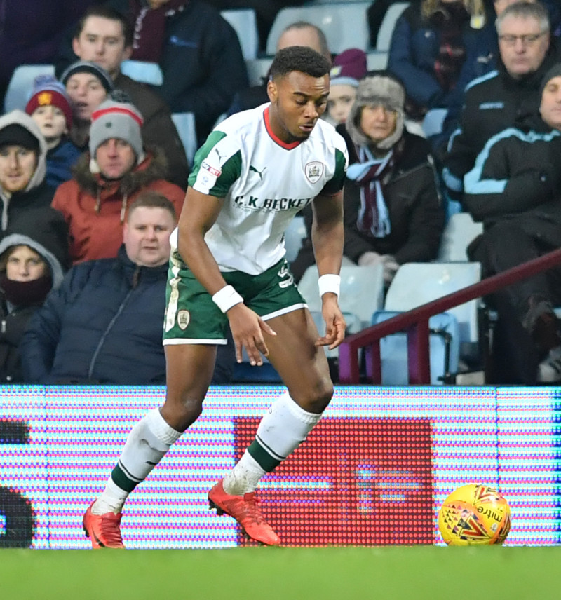 Main image for Mottley-Henry joins Chesterfield on loan 