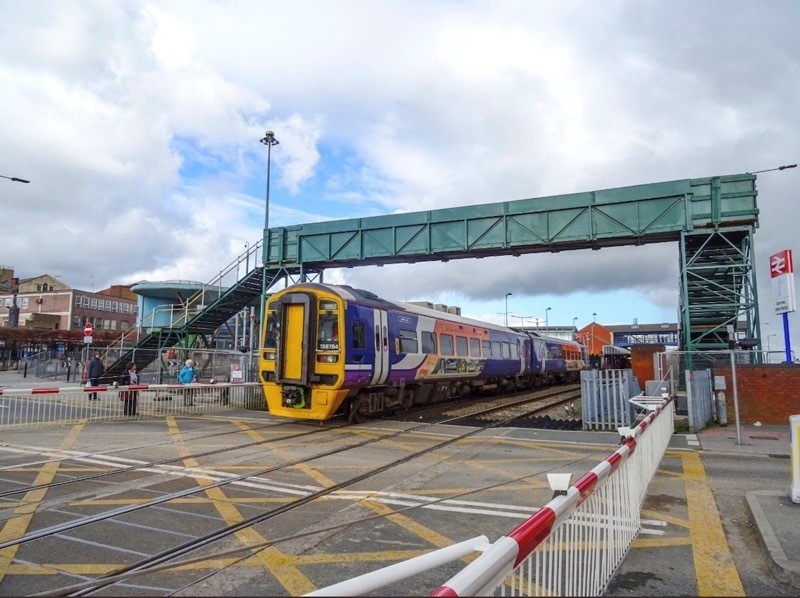 Main image for ‘U-turn needed’ over footbridge’s closure