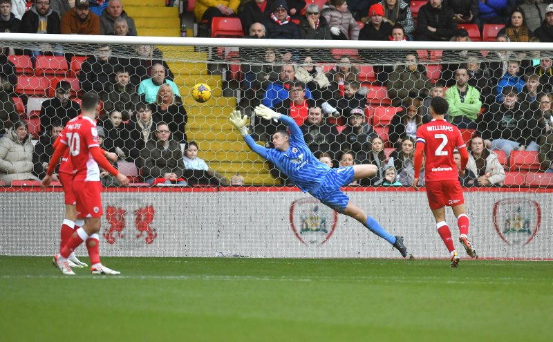 Main image for Reds run ends with loss to Exeter