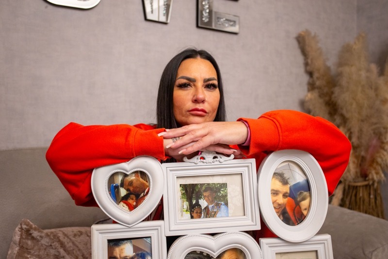 NEEDS ANSWERS: Sally Oxley who believes the M.O.D still has answers, regarding the circumstances of her husbands death. Picture Shaun Colborn PD092809