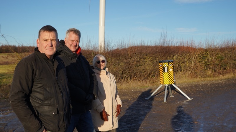 ROBOT WARS: Couns Kevin Osborne and Pauline Markham with local campaigner Richard Ullyott. Picture: Scott Firth.