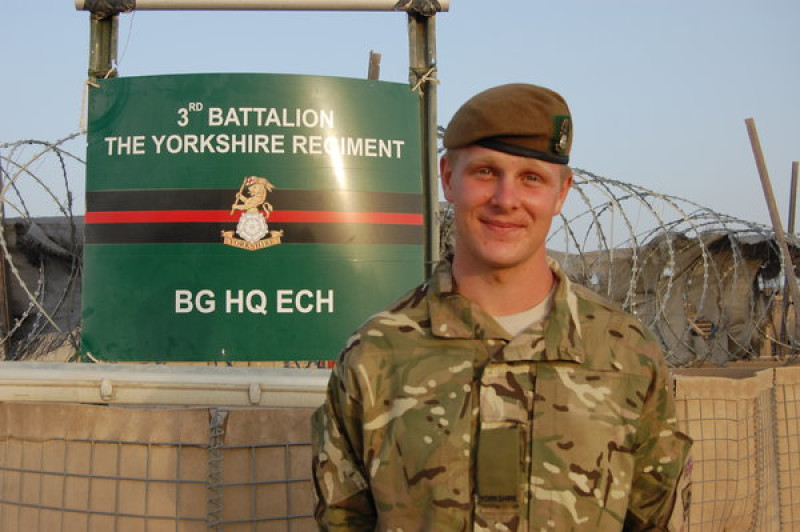 Main image for Soldier springs surprise visit for sister's wedding