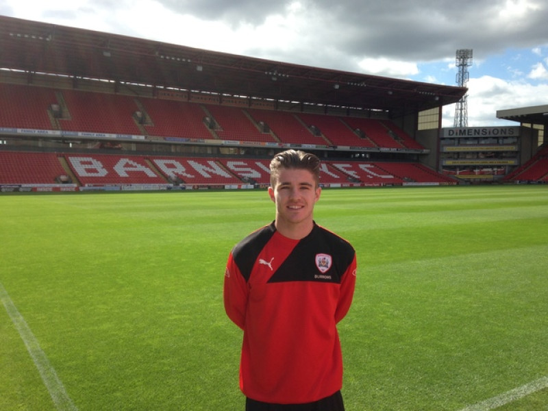 Main image for Young Gunner Crowley joins Barnsley