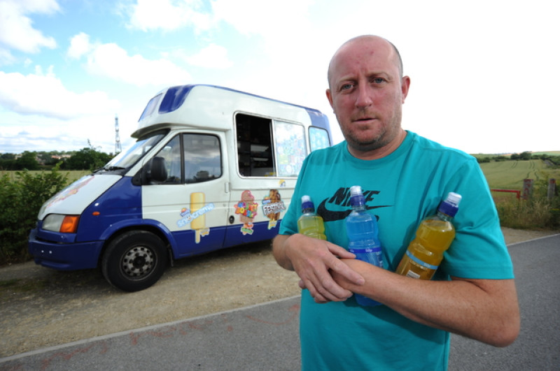 Main image for Children excluded in ice cream van row