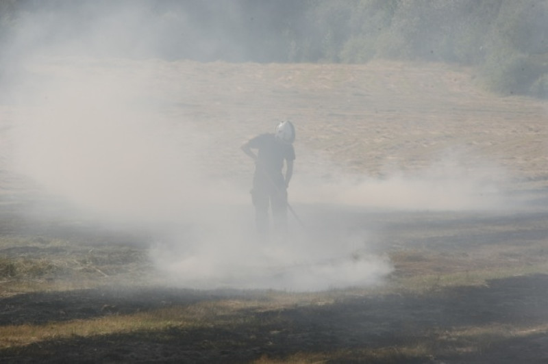 Main image for Vandals cause fire in Lundwood