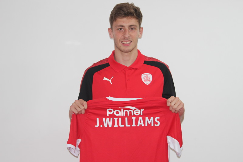 Main image for Reds loan Everton midfielder