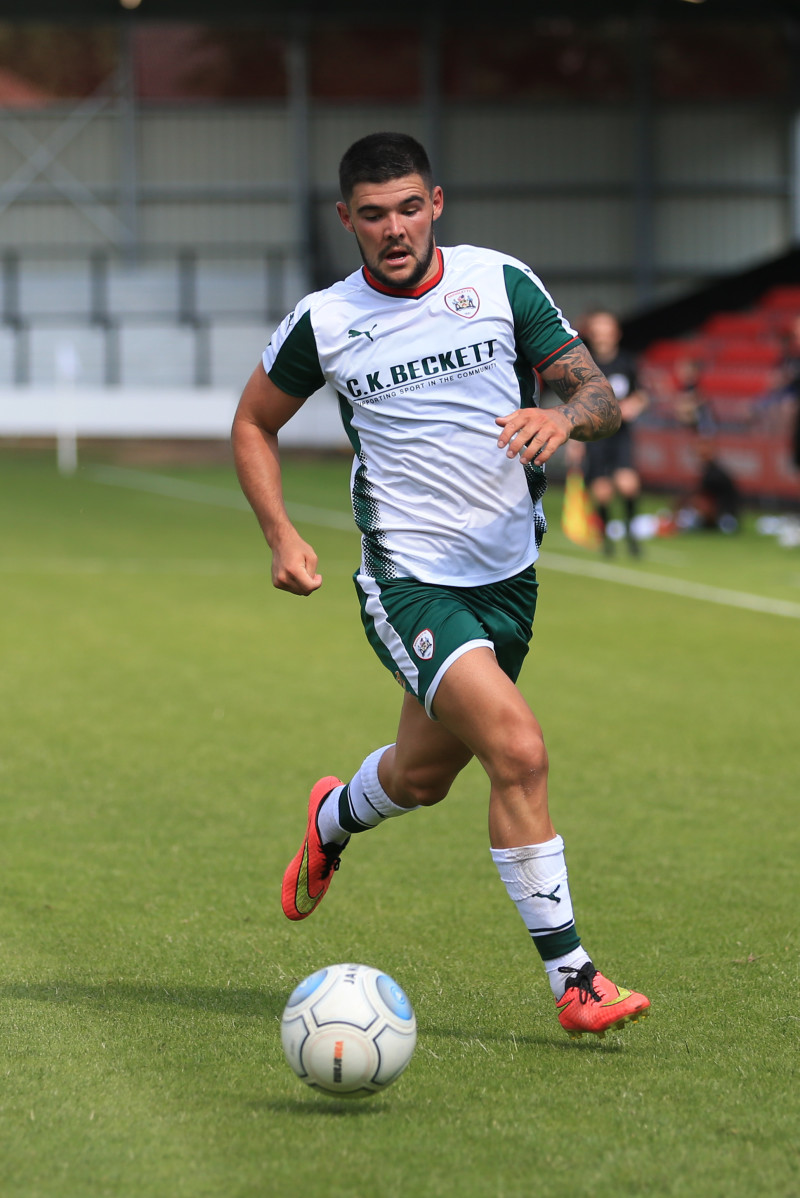 Main image for Mowatt sees future with Barnsley