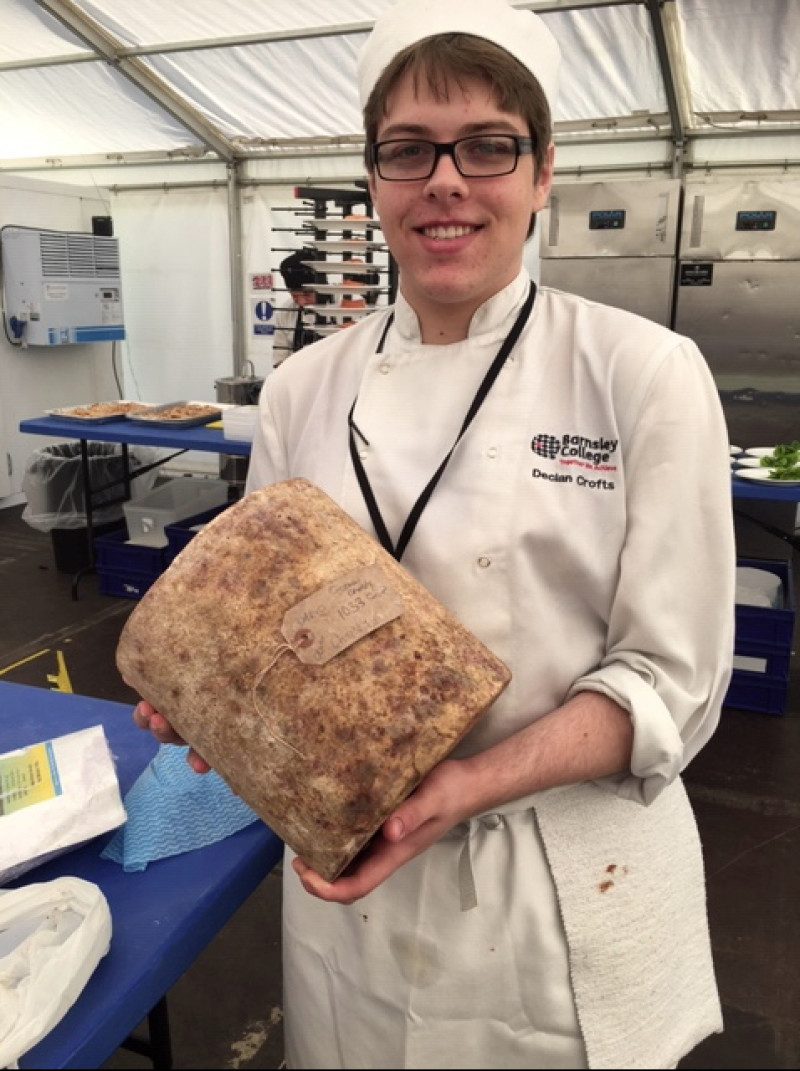 Main image for Chef aims to secure prestigious scholarship