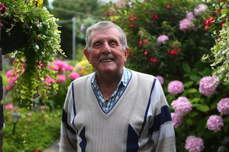 Main image for Councillor given all-clear from cancer