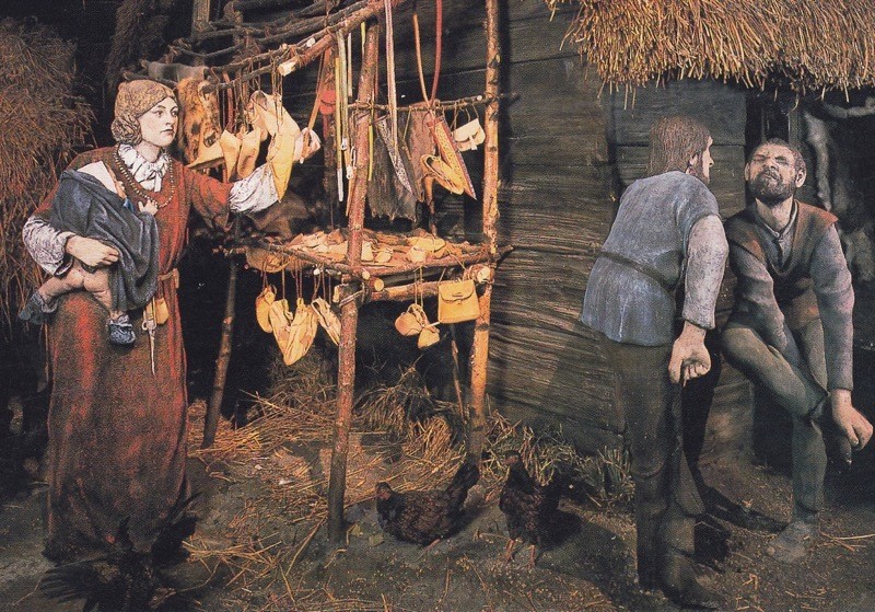 Main image for Sculptor Graham reunited with Viking figures