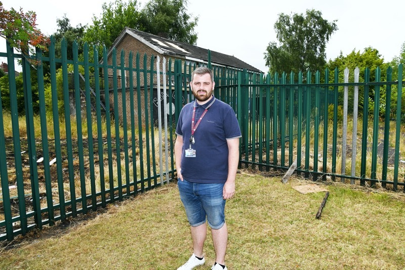 Main image for Councillor urges action at fire-hit building