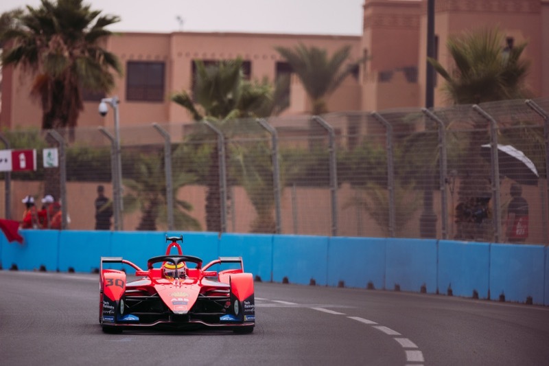 Main image for Solitary point for racing driver