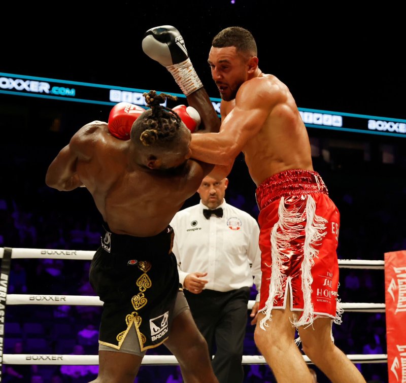Main image for Simpson wants Oakwell fight next summer after another win