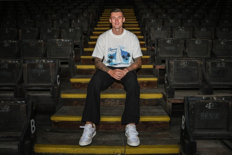 Main image for Roberts hails ‘incredible’ first week and not ruling out a longer stay