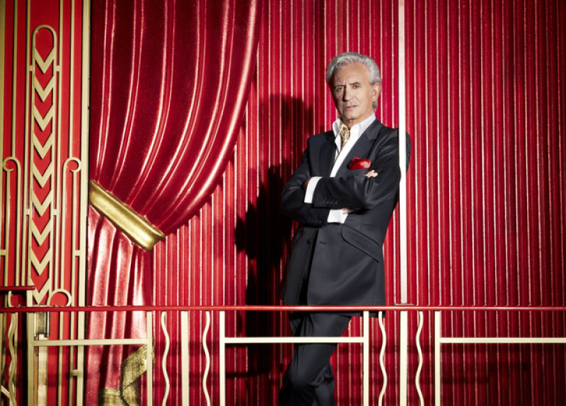 Main image for Tony Christie heads to Barnsley