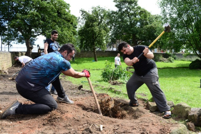 Main image for Volunteers clean up Town End