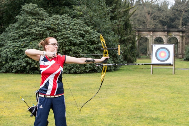 Main image for Archer Amy back on target and aiming for Rio