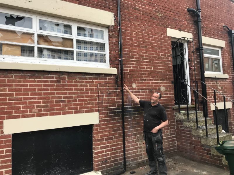 Main image for Thieves caused gas leak while builder slept in property