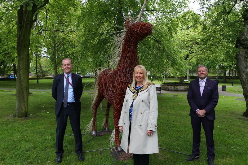 Main image for Twinned towns mark 50th anniversary