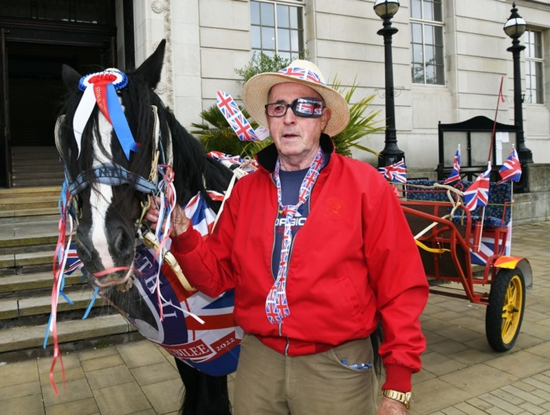 Main image for Man speaks out over battle with rare cancer