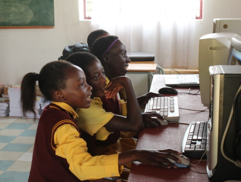 Main image for Doctor's appeal for laptops for South Africa