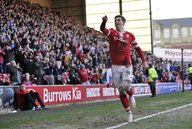 Main image for Reds on  edge of play-offs after another win