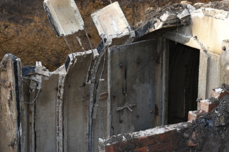 Main image for Air raid shelter to open for students