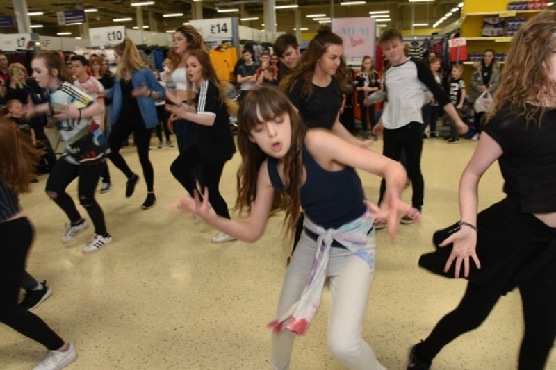 Main image for Flashmob stuns supermarket