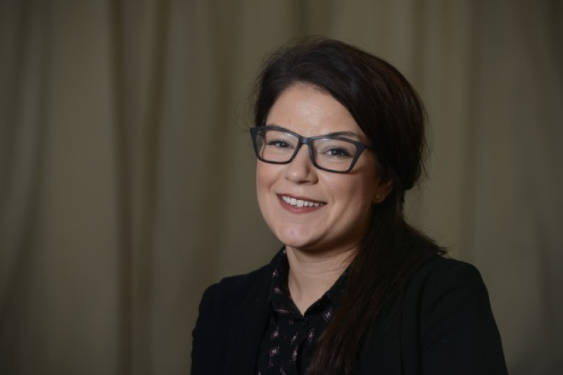 Main image for Woman runs half marathon for charity