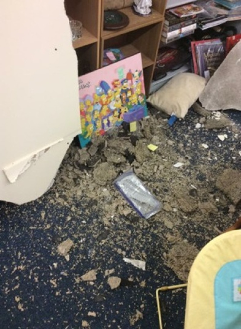 Main image for Thieves target Wombwell shops