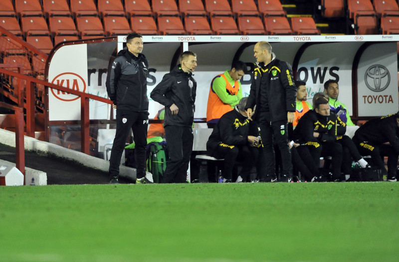 Main image for Sackings worry Hecky but he wants long Reds spell