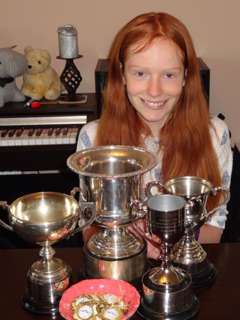 Main image for Teen talent Alice is a versatile performer