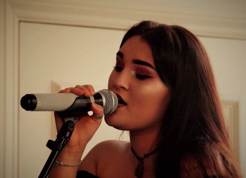 Main image for Barnsley lass to appear on TV tomorrow