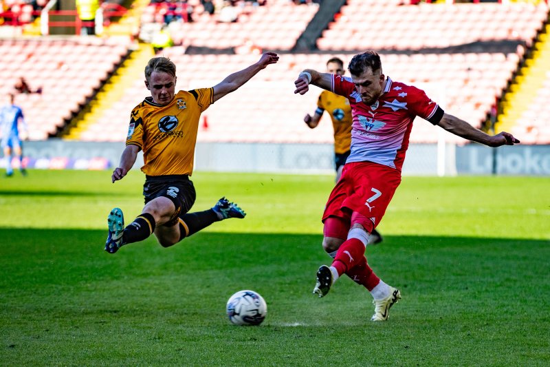 Main image for Reds top two hopes suffer major blow in loss to Cambridge