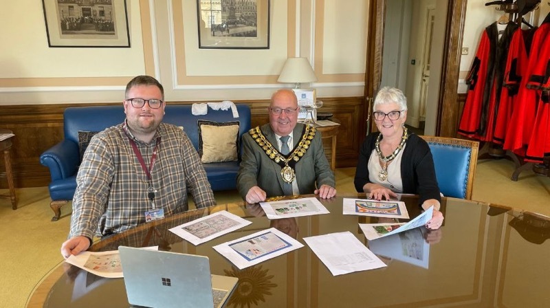 JUDGING PANEL: Couns James Higginbottom and Mick Stowe alongside mayoress Elaine Stowe.