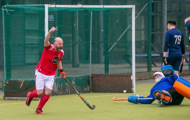 Main image for Reds close in on promotion with 1-0 victory